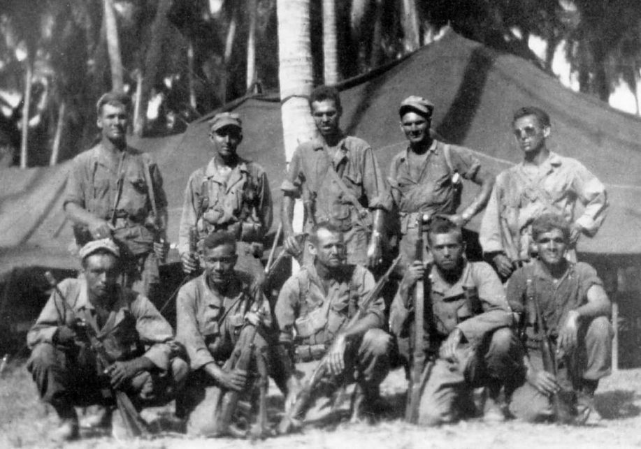 Indie wystawiły największą armię ochotników zaczynając od 200 000 ludzi, kiedy pod koniec wojny ich armia liczyła 2,5 miliona. 